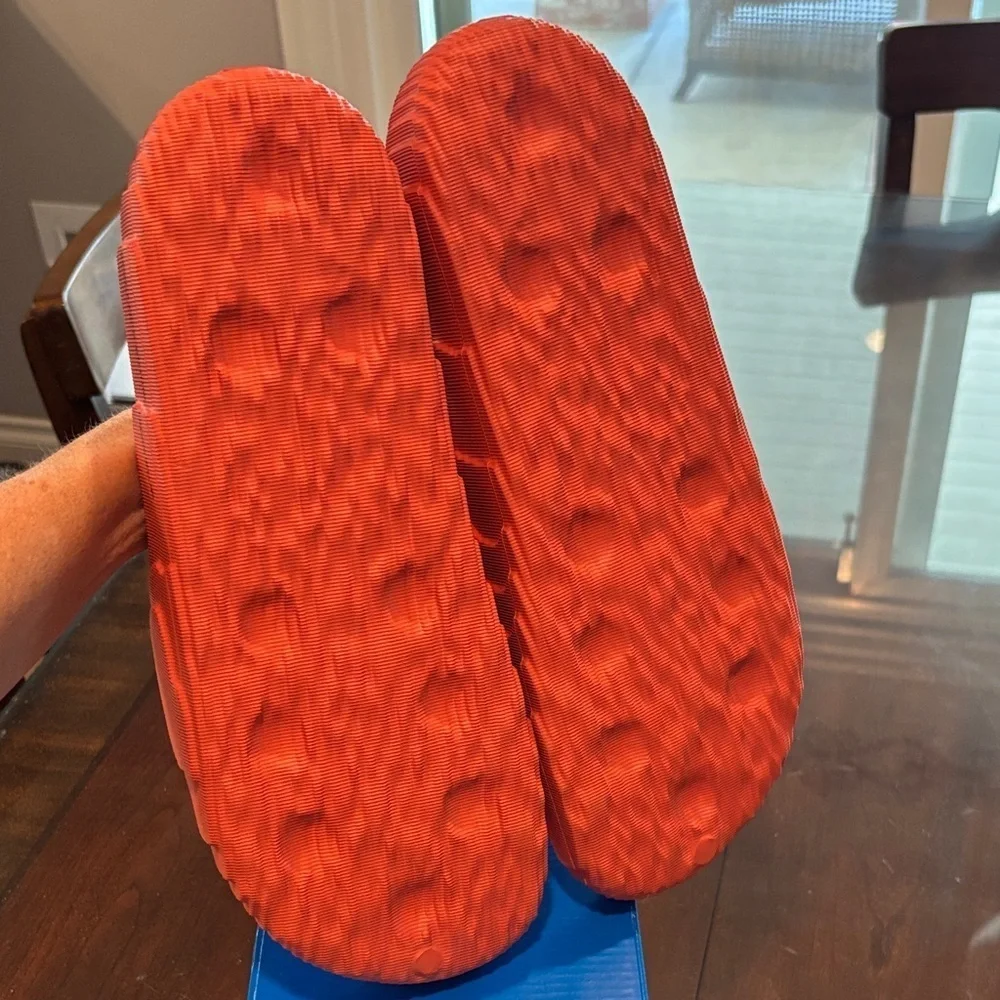 Adidas Adilette 22 Bold Orange/Red Slides size 13